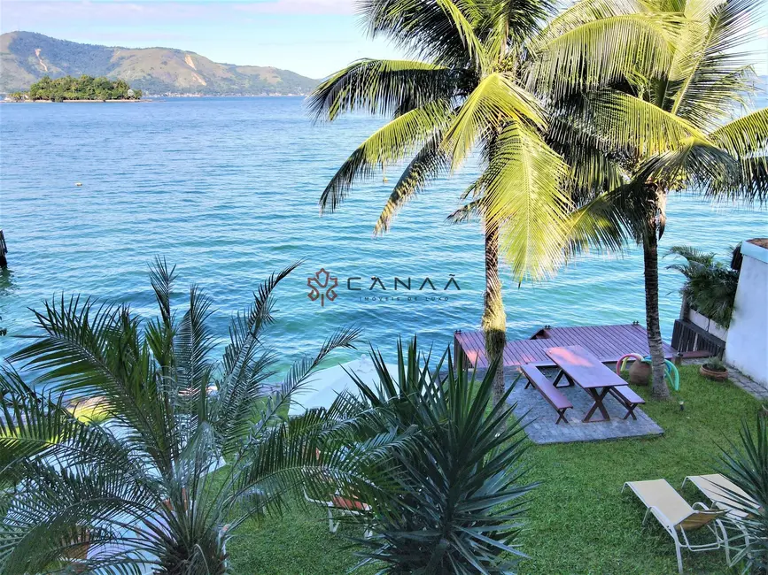 Foto 3 de Casa com 4 quartos à venda, 400m2 em Mombaça, Angra Dos Reis - RJ