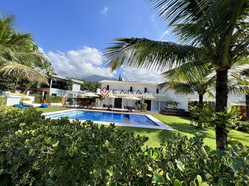 Casa de Condomínio com 6 quartos para alugar, 350m2 em Frade (Cunhambebe), Angra Dos Reis - RJ - imagem 6 Foto 6 de Casa de Condomínio com 6 quartos para alugar, 350m2 em Frade (Cunhambebe), Angra Dos Reis - RJ