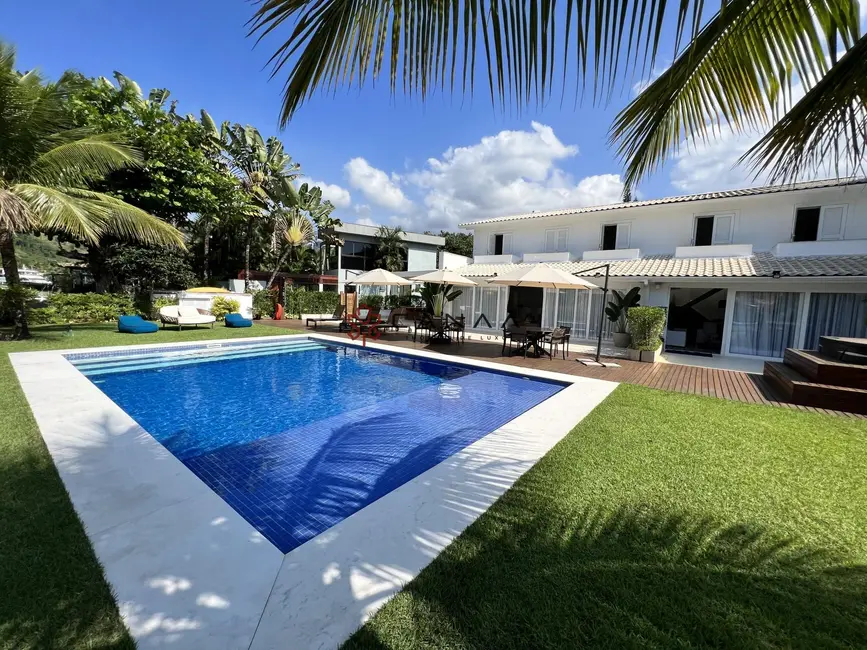 Foto 1 de Casa de Condomínio com 6 quartos para alugar, 350m2 em Frade (Cunhambebe), Angra Dos Reis - RJ