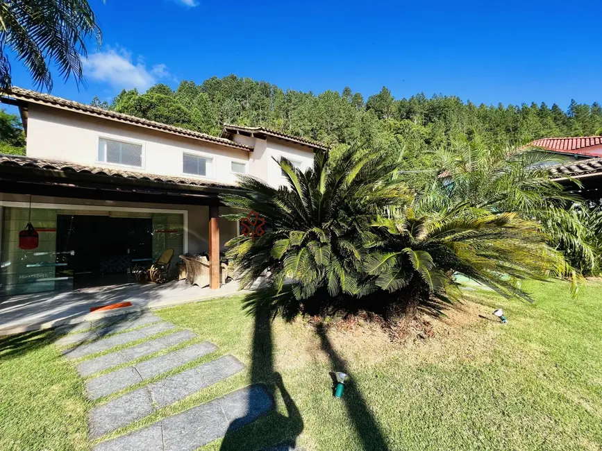 Foto 1 de Casa de Condomínio com 8 quartos à venda, 500m2 em Pontal (Cunhambebe), Angra Dos Reis - RJ