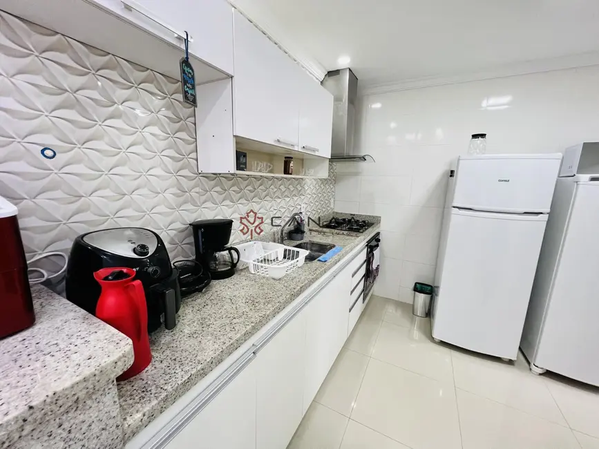 Apartamento com 2 quartos à venda, 50m2 em Bracuí (Cunhambebe), Angra Dos Reis - RJ - imagem 6 Foto 6 de Apartamento com 2 quartos à venda, 50m2 em Bracuí (Cunhambebe), Angra Dos Reis - RJ