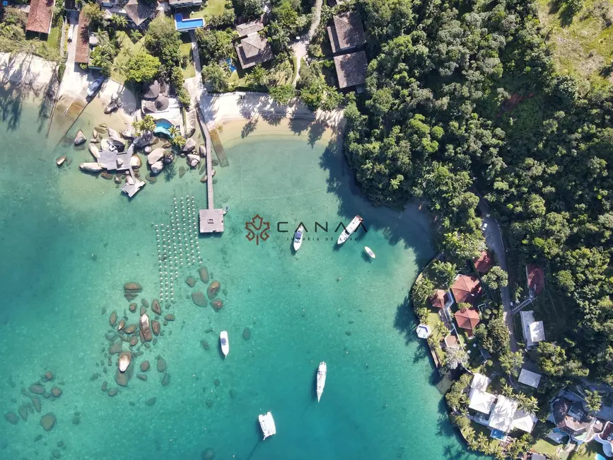 Casa de Condomínio com 4 quartos para alugar, 300m2 em Mombaça, Angra Dos Reis - RJ - imagem 8 Foto 8 de Casa de Condomínio com 4 quartos para alugar, 300m2 em Mombaça, Angra Dos Reis - RJ