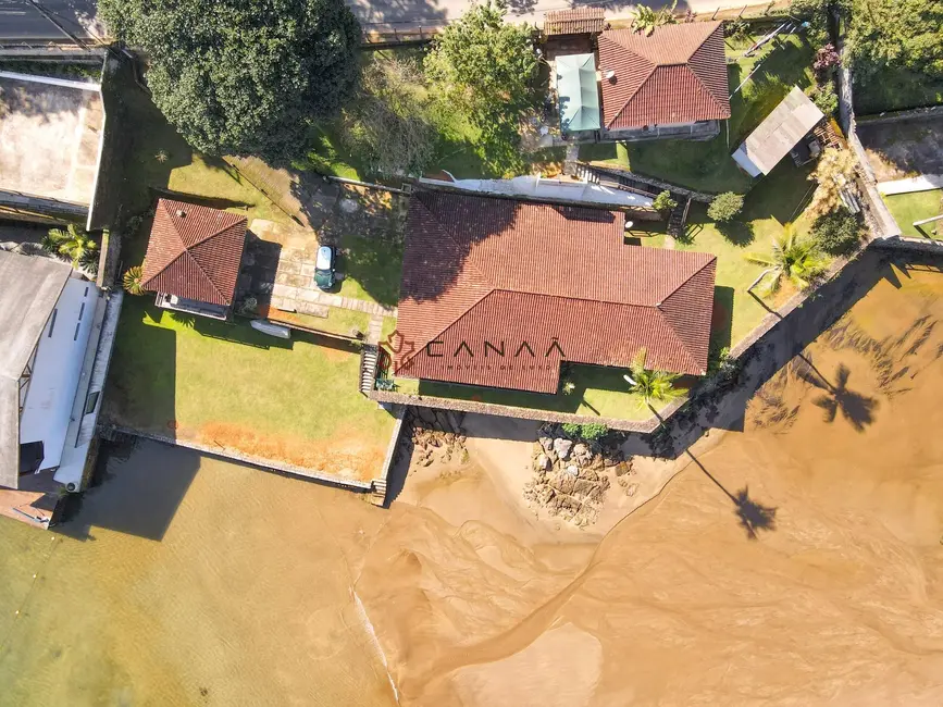 Foto 6 de Casa com 5 quartos à venda, 400m2 em Ponta Leste, Angra Dos Reis - RJ