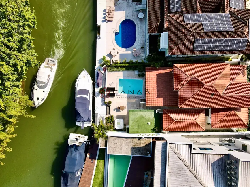 Foto 7 de Casa de Condomínio com 6 quartos à venda, 400m2 em Frade (Cunhambebe), Angra Dos Reis - RJ