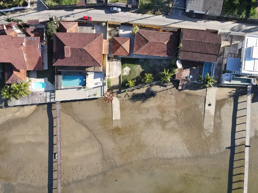 Foto 8 de Casa com 5 quartos à venda, 400m2 em Retiro (Cunhambebe), Angra Dos Reis - RJ