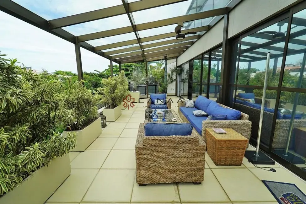 Cobertura com 4 quartos à venda, 400m2 em Barra da Tijuca, Rio De Janeiro - RJ - imagem 2 Foto 2 de Cobertura com 4 quartos à venda, 400m2 em Barra da Tijuca, Rio De Janeiro - RJ
