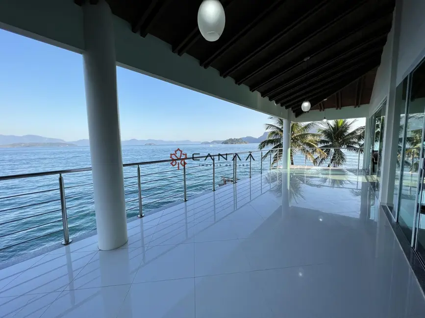 Foto 2 de Casa com 5 quartos à venda, 500m2 em Praia Grande, Angra Dos Reis - RJ