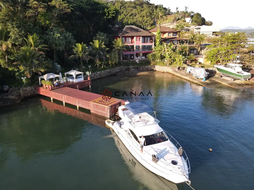 Foto 1 de Casa de Condomínio com 6 quartos à venda, 500m2 em Bracuí (Cunhambebe), Angra Dos Reis - RJ