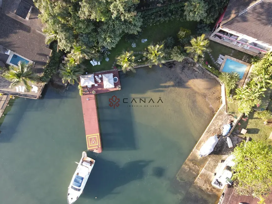 Foto 4 de Casa de Condomínio com 6 quartos à venda, 500m2 em Bracuí (Cunhambebe), Angra Dos Reis - RJ