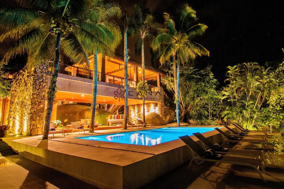 Casa com 5 quartos para alugar, 750m2 em Frade (Cunhambebe), Angra Dos Reis - RJ - imagem 2 Foto 2 de Casa com 5 quartos para alugar, 750m2 em Frade (Cunhambebe), Angra Dos Reis - RJ