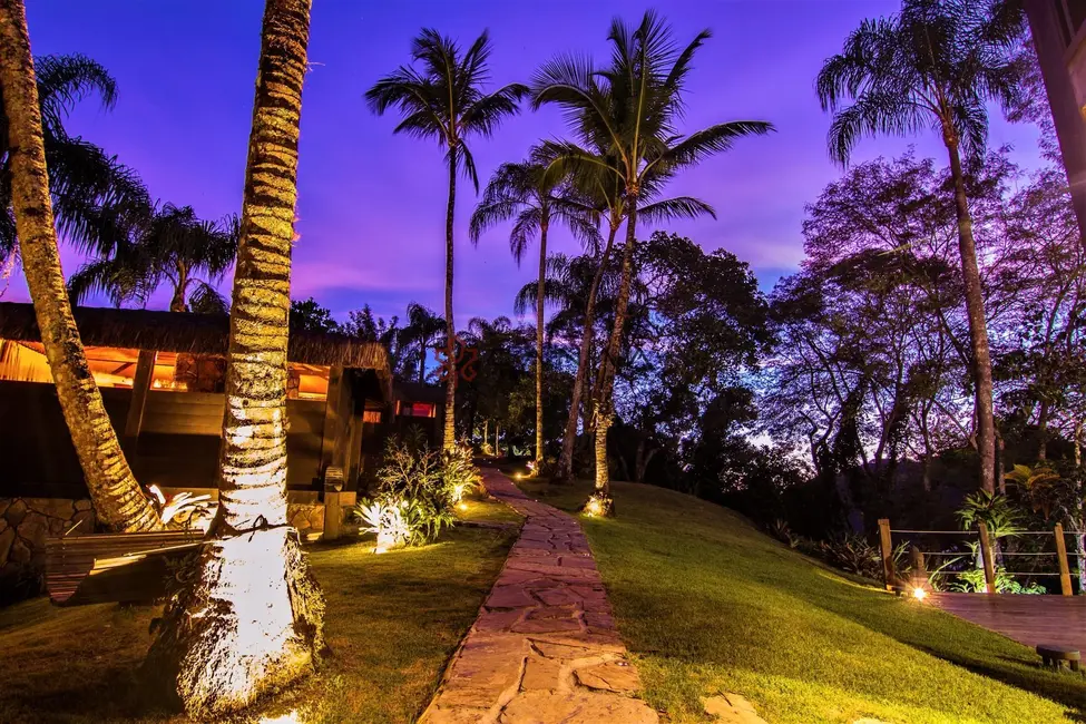 Casa com 5 quartos para alugar, 750m2 em Frade (Cunhambebe), Angra Dos Reis - RJ - imagem 9 Foto 9 de Casa com 5 quartos para alugar, 750m2 em Frade (Cunhambebe), Angra Dos Reis - RJ