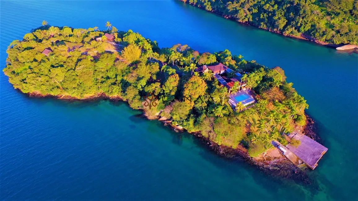 Casa com 5 quartos para alugar, 750m2 em Frade (Cunhambebe), Angra Dos Reis - RJ - imagem 1 Foto 1 de Casa com 5 quartos para alugar, 750m2 em Frade (Cunhambebe), Angra Dos Reis - RJ
