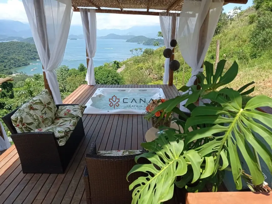 Foto 2 de Casa com 14 quartos à venda, 1200m2 em Piraquara (Cunhambebe), Angra Dos Reis - RJ