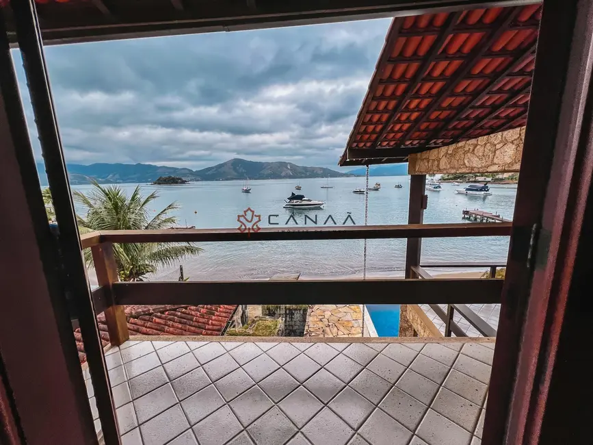 Foto 7 de Casa com 8 quartos à venda, 500m2 em Mombaça, Angra Dos Reis - RJ