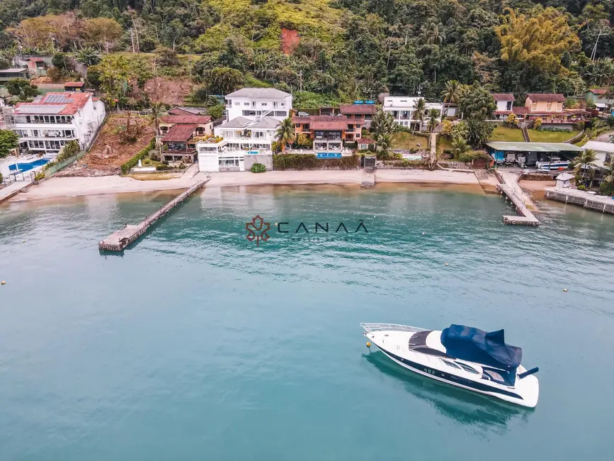 Foto 5 de Casa com 8 quartos à venda, 500m2 em Mombaça, Angra Dos Reis - RJ