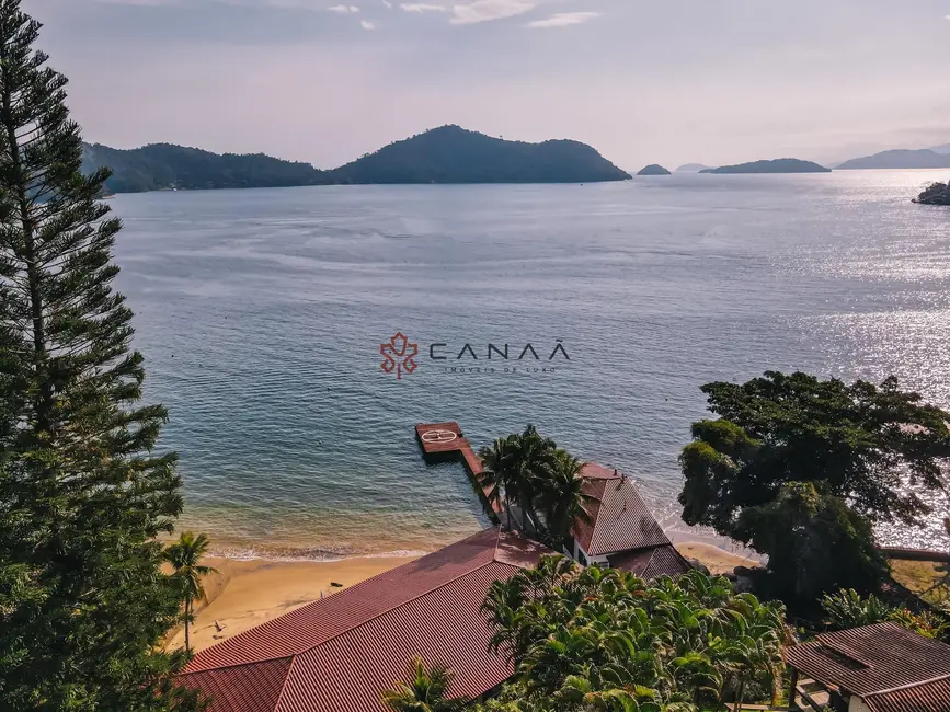 Casa com 8 quartos para alugar, 387m2 em Vila Velha, Angra Dos Reis - RJ - imagem 9 Foto 9 de Casa com 8 quartos para alugar, 387m2 em Vila Velha, Angra Dos Reis - RJ