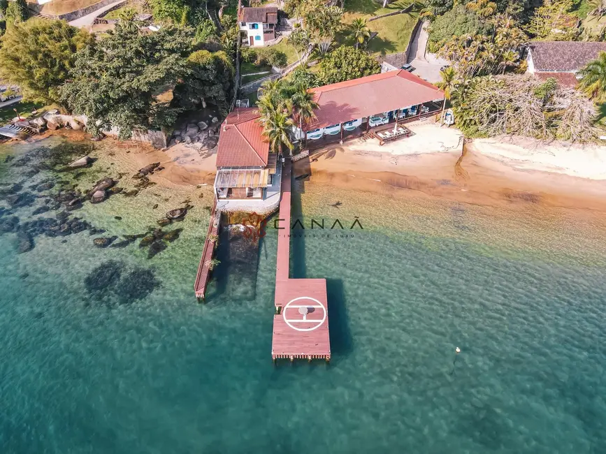 Casa com 8 quartos para alugar, 387m2 em Vila Velha, Angra Dos Reis - RJ - imagem 8 Foto 8 de Casa com 8 quartos para alugar, 387m2 em Vila Velha, Angra Dos Reis - RJ