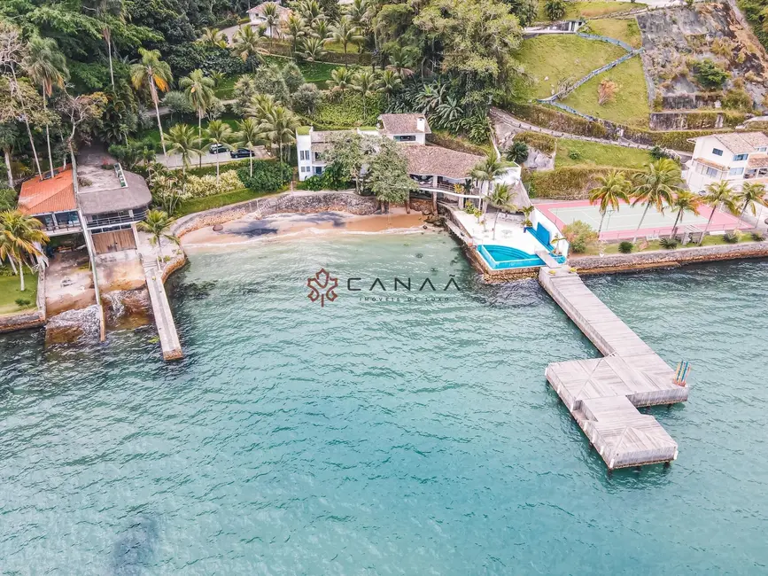 Casa com 6 quartos para alugar, 600m2 em Vila Velha, Angra Dos Reis - RJ - imagem 4 Foto 4 de Casa com 6 quartos para alugar, 600m2 em Vila Velha, Angra Dos Reis - RJ