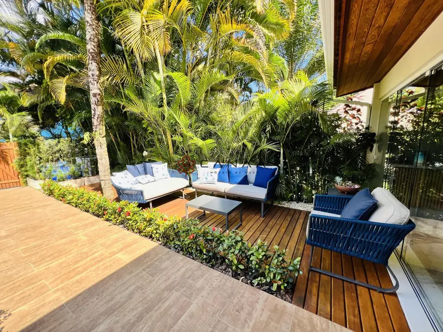 Foto 4 de Casa de Condomínio com 8 quartos à venda, 500m2 em Mombaça, Angra Dos Reis - RJ