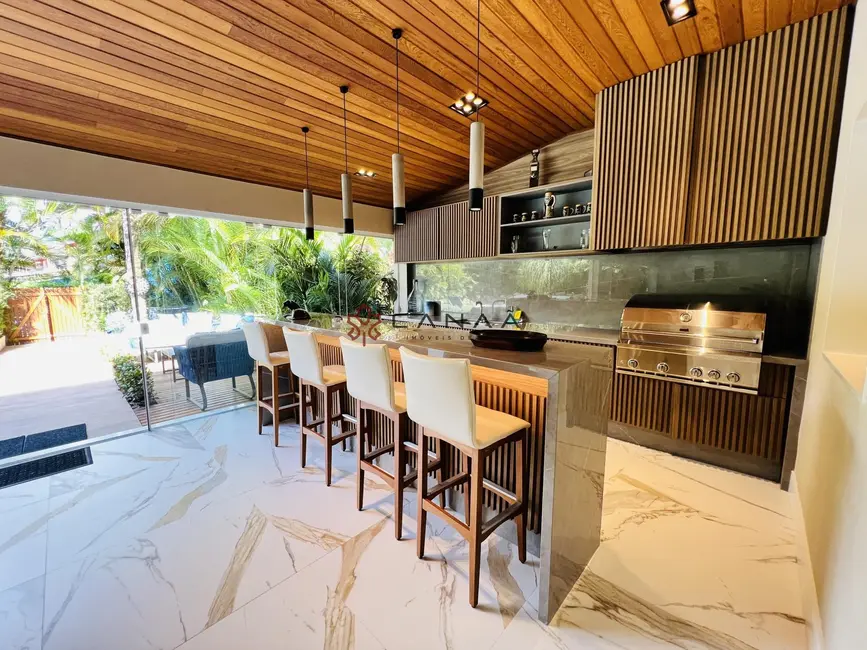 Foto 8 de Casa de Condomínio com 8 quartos à venda, 500m2 em Mombaça, Angra Dos Reis - RJ