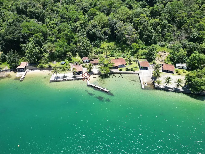 Foto 7 de Casa com 7 quartos à venda, 400m2 em Pontal do Partido (Cunhambebe), Angra Dos Reis - RJ