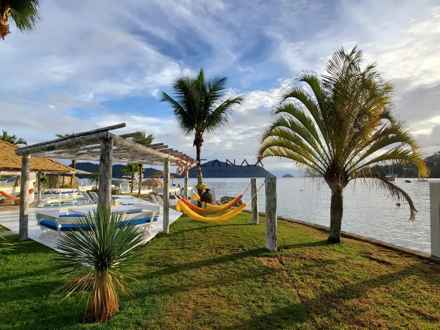 Foto 9 de Casa com 10 quartos à venda, 491m2 em Vila Velha, Angra Dos Reis - RJ