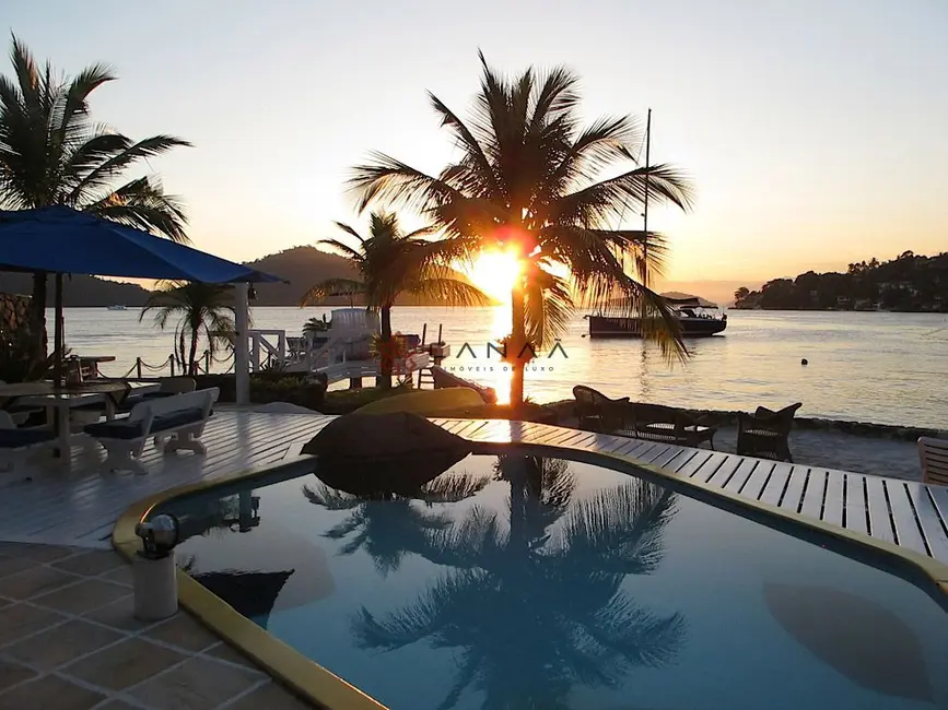 Foto 5 de Casa com 10 quartos à venda, 491m2 em Vila Velha, Angra Dos Reis - RJ