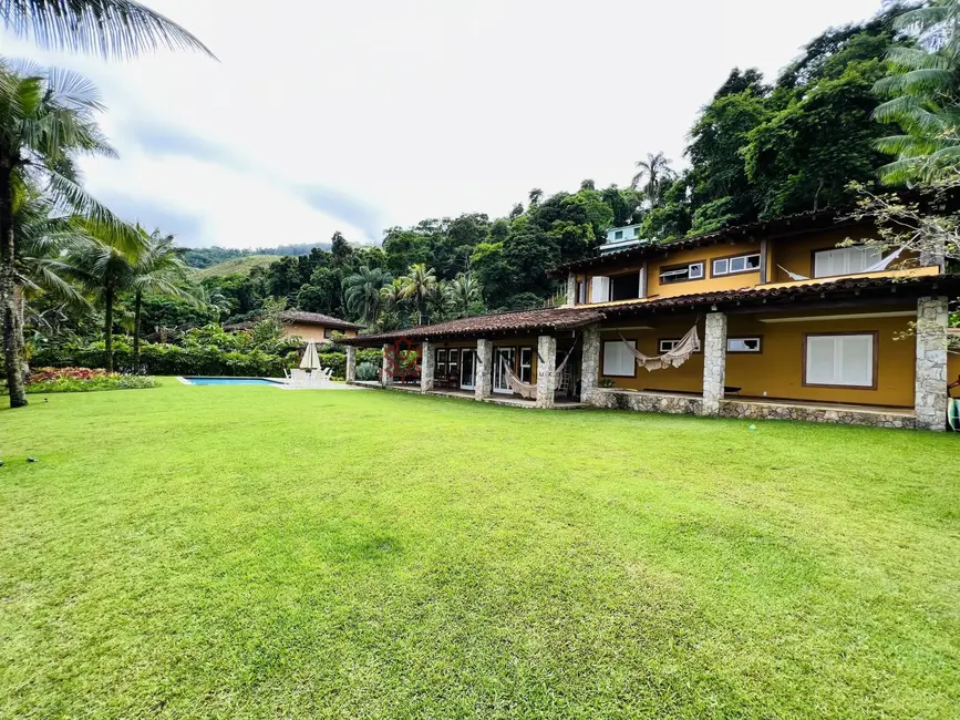 Foto 2 de Casa com 4 quartos à venda, 500m2 em Retiro (Cunhambebe), Angra Dos Reis - RJ