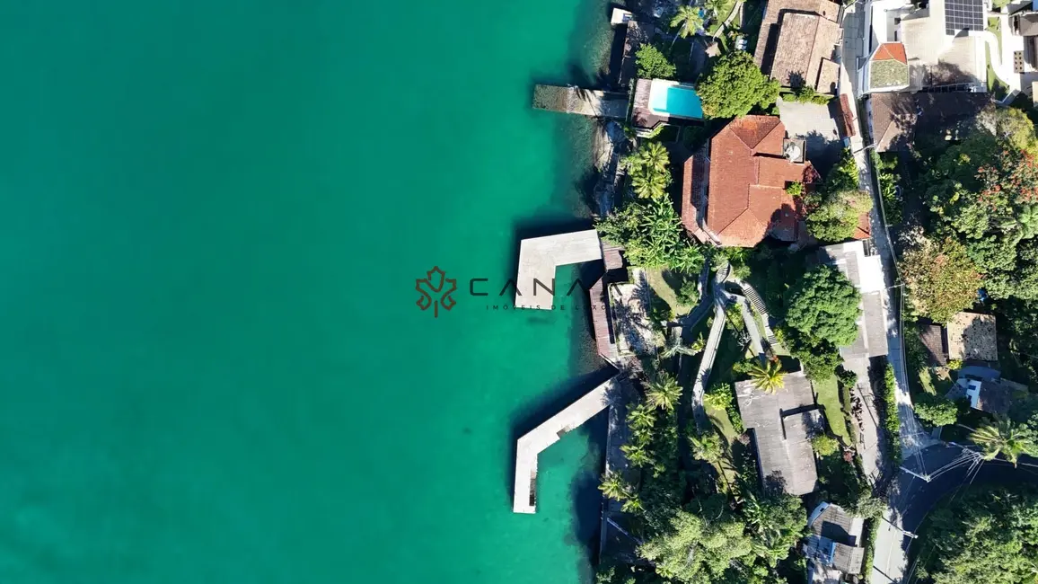 Casa com 9 quartos à venda, 1000m2 em Vila Velha, Angra Dos Reis - RJ - imagem 1 Foto 1 de Casa com 9 quartos à venda, 1000m2 em Vila Velha, Angra Dos Reis - RJ