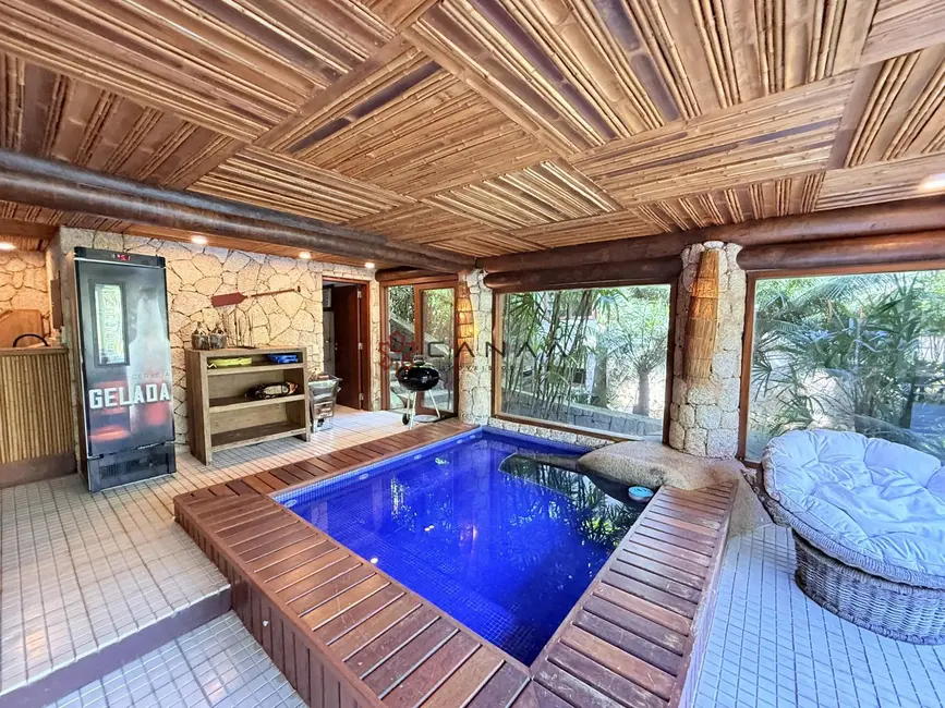 Foto 9 de Casa de Condomínio com 4 quartos à venda, 400m2 em Mombaça, Angra Dos Reis - RJ