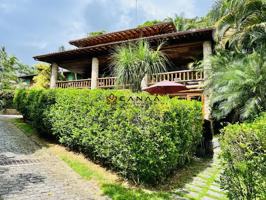 Foto 1 de Casa de Condomínio com 4 quartos à venda, 400m2 em Mombaça, Angra Dos Reis - RJ