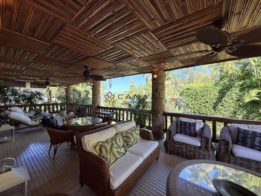 Foto 2 de Casa de Condomínio com 4 quartos à venda, 400m2 em Mombaça, Angra Dos Reis - RJ