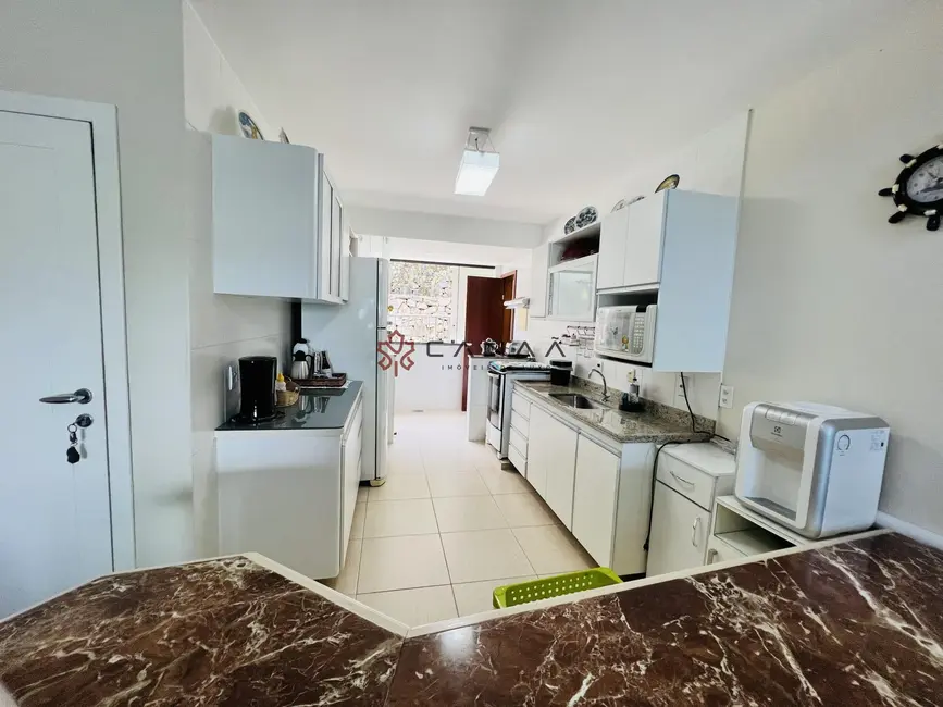 Cobertura com 4 quartos à venda, 200m2 em Gambôa do Belém (Cunhambebe), Angra Dos Reis - RJ - imagem 9 Foto 9 de Cobertura com 4 quartos à venda, 200m2 em Gambôa do Belém (Cunhambebe), Angra Dos Reis - RJ