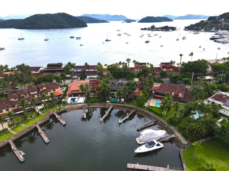 Foto 3 de Casa de Condomínio com 8 quartos à venda, 500m2 em Frade (Cunhambebe), Angra Dos Reis - RJ
