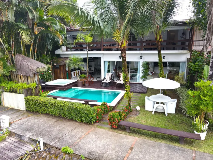 Foto 2 de Casa de Condomínio com 8 quartos à venda, 500m2 em Frade (Cunhambebe), Angra Dos Reis - RJ