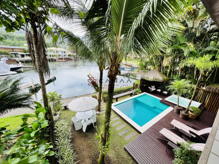 Foto 4 de Casa de Condomínio com 8 quartos à venda, 500m2 em Frade (Cunhambebe), Angra Dos Reis - RJ