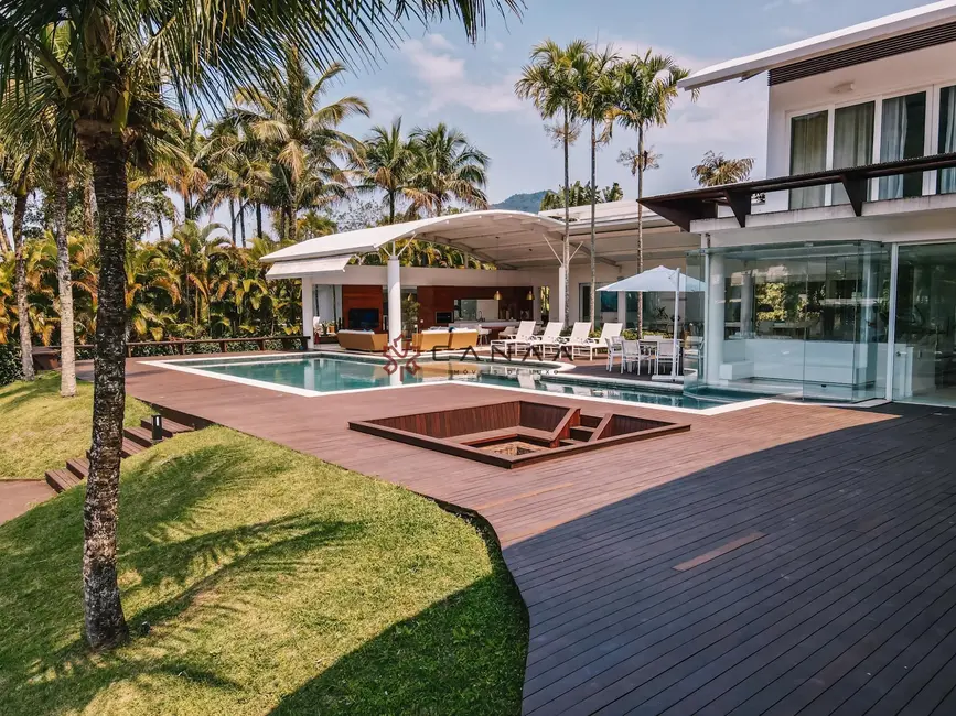 Foto 8 de Casa de Condomínio com 7 quartos para alugar, 1200m2 em Mangaratiba - RJ