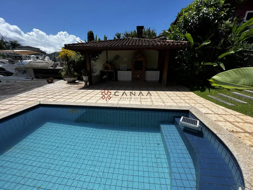 Foto 3 de Casa de Condomínio com 4 quartos à venda, 200m2 em Frade (Cunhambebe), Angra Dos Reis - RJ