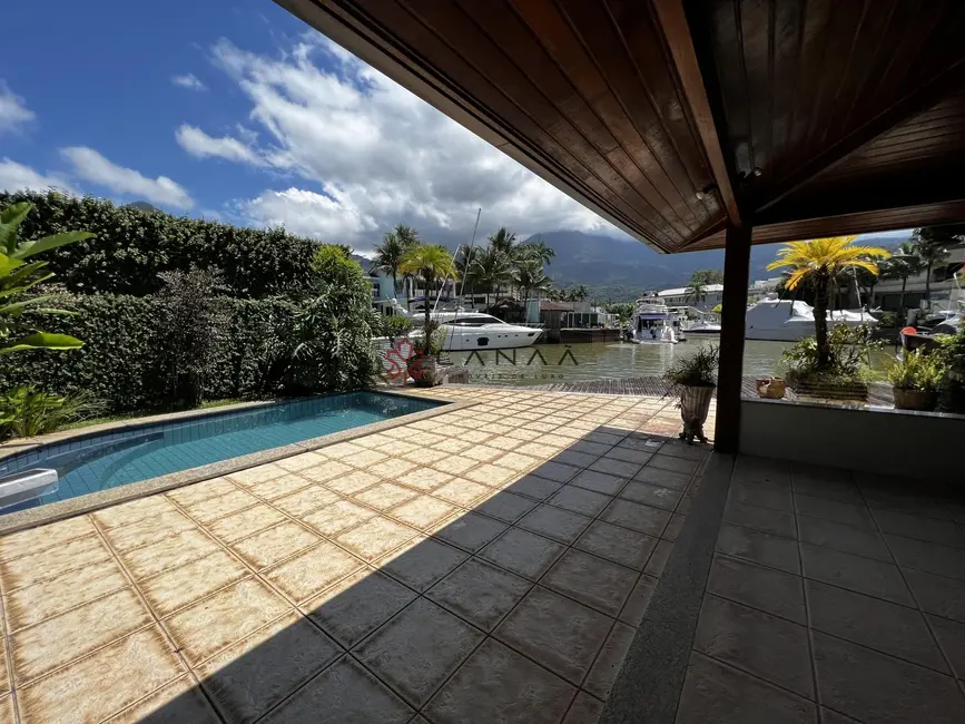 Foto 8 de Casa de Condomínio com 4 quartos à venda, 200m2 em Frade (Cunhambebe), Angra Dos Reis - RJ