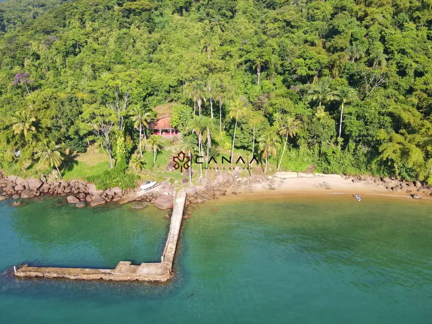 Foto 2 de Casa com 5 quartos à venda, 400m2 em Angra Dos Reis - RJ