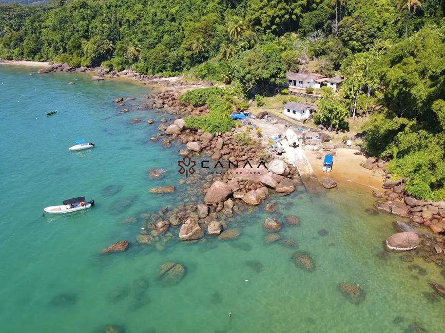 Foto 2 de Casa com 4 quartos à venda, 300m2 em Angra Dos Reis - RJ