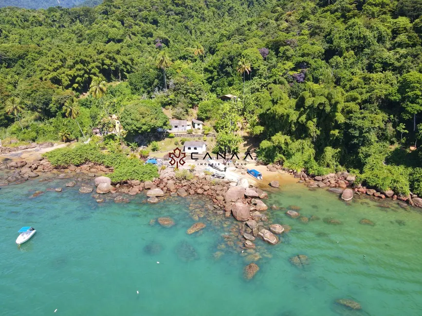 Foto 1 de Casa com 4 quartos à venda, 300m2 em Angra Dos Reis - RJ