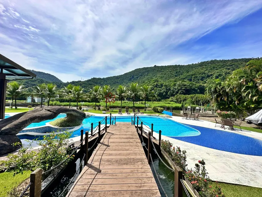 Foto 2 de Casa de Condomínio com 12 quartos à venda, 2000m2 em Mangaratiba - RJ