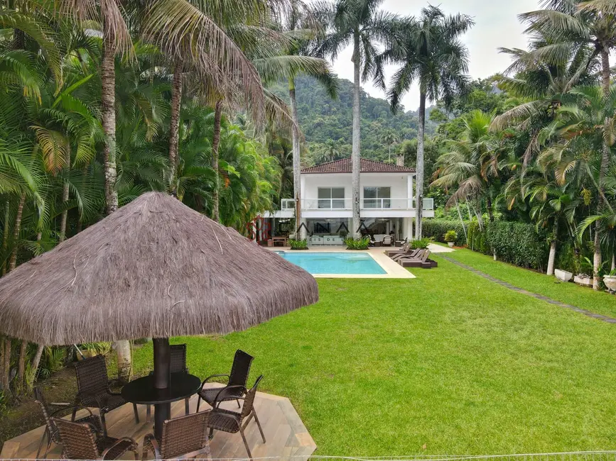 Foto 4 de Casa com 5 quartos à venda, 600m2 em Retiro (Cunhambebe), Angra Dos Reis - RJ