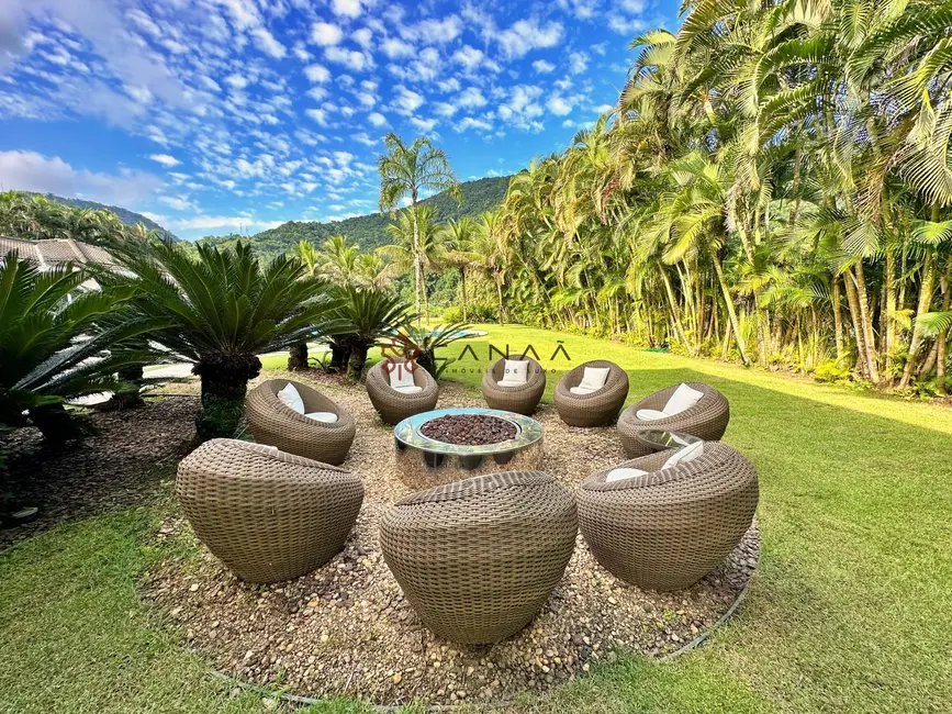 Casa de Condomínio com 6 quartos à venda, 700m2 em Mangaratiba - RJ - imagem 3 Foto 3 de Casa de Condomínio com 6 quartos à venda, 700m2 em Mangaratiba - RJ