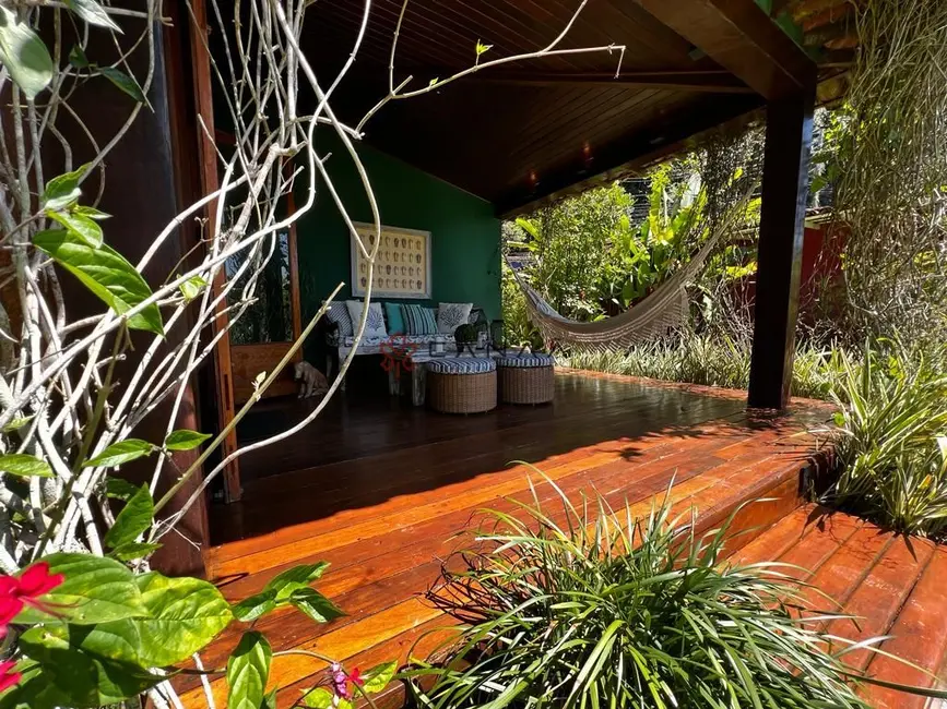 Foto 4 de Casa de Condomínio com 3 quartos à venda, 150m2 em Retiro (Cunhambebe), Angra Dos Reis - RJ