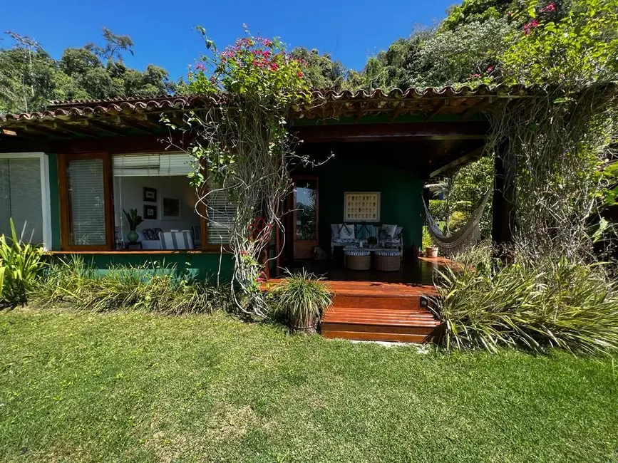 Foto 3 de Casa de Condomínio com 3 quartos à venda, 150m2 em Retiro (Cunhambebe), Angra Dos Reis - RJ