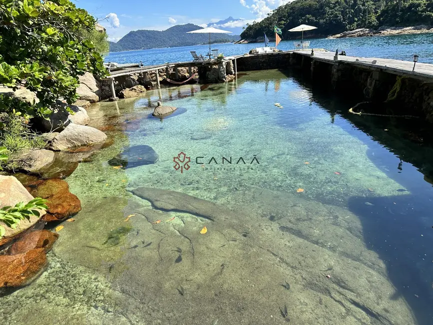 Casa com 4 quartos à venda, 700m2 em Angra Dos Reis - RJ - imagem 6 Foto 6 de Casa com 4 quartos à venda, 700m2 em Angra Dos Reis - RJ