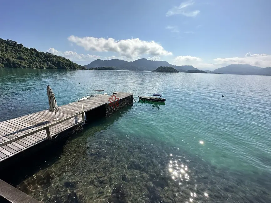 Foto 3 de Casa com 6 quartos à venda, 550m2 em Angra Dos Reis - RJ