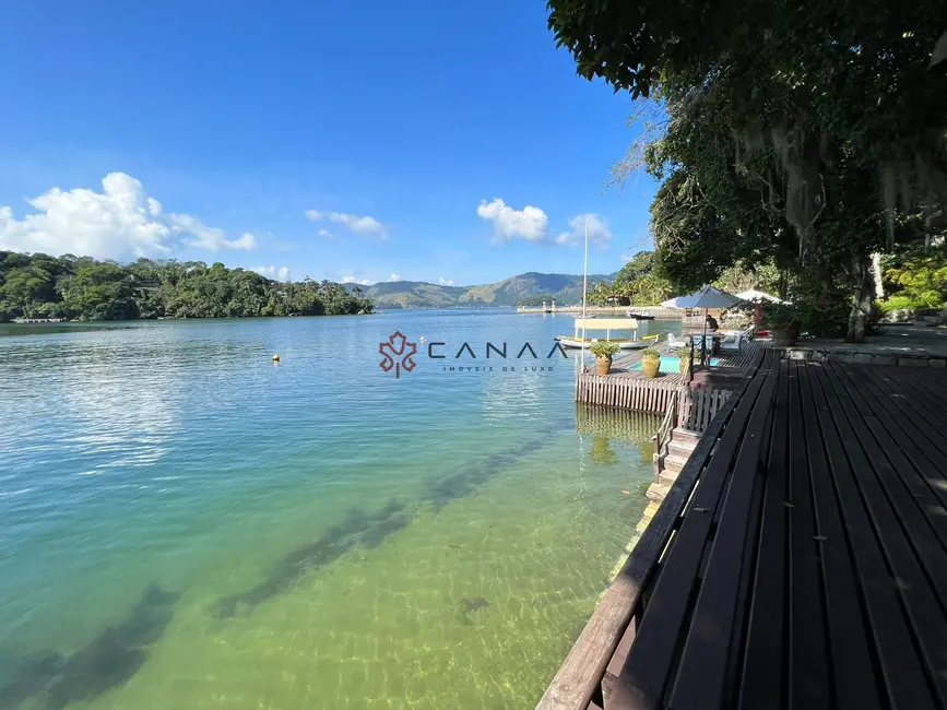 Foto 2 de Casa com 3 quartos à venda, 300m2 em Angra Dos Reis - RJ